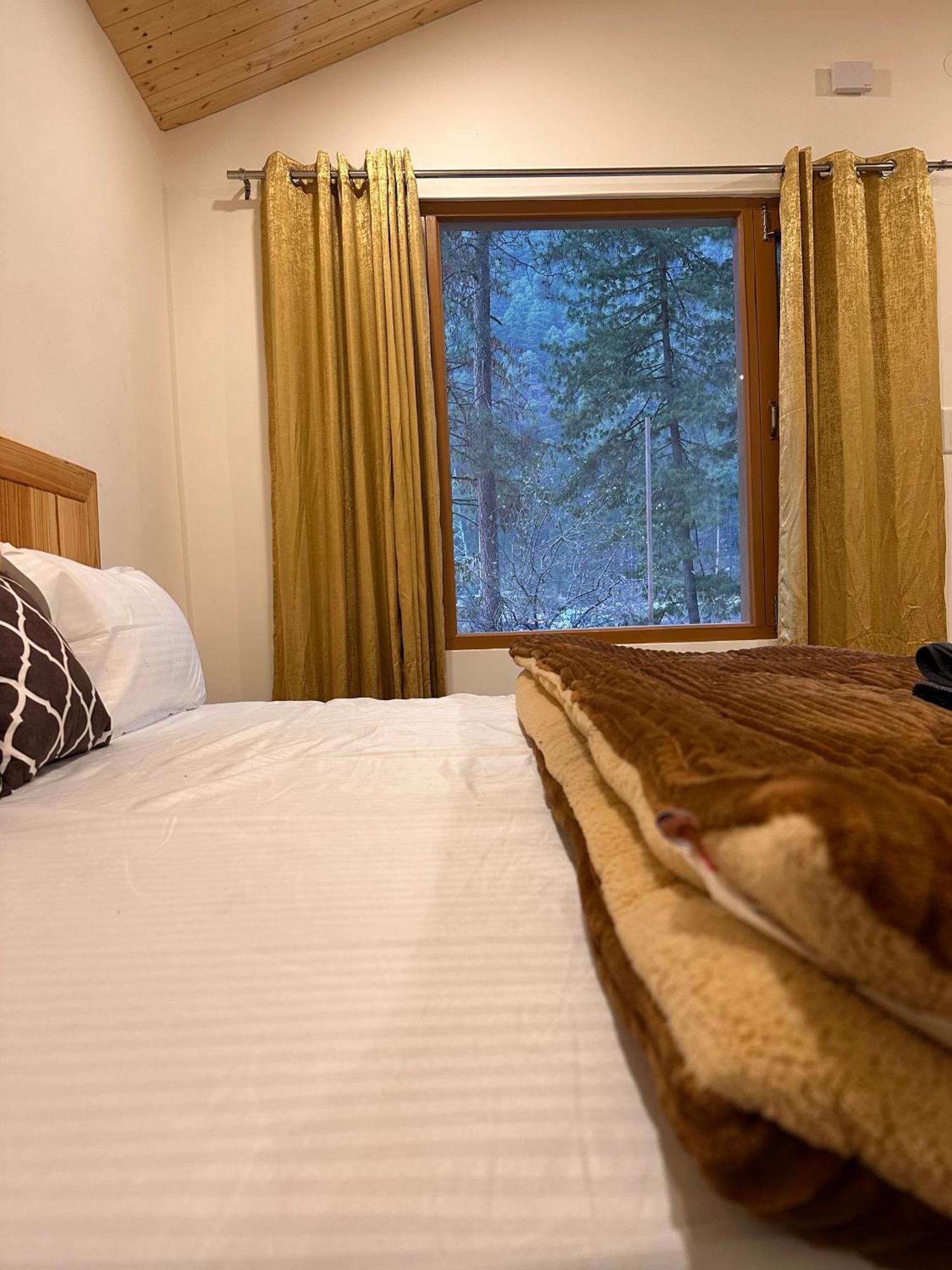 Ahava Kasol Riverside Cafe And Cottages Exterior foto